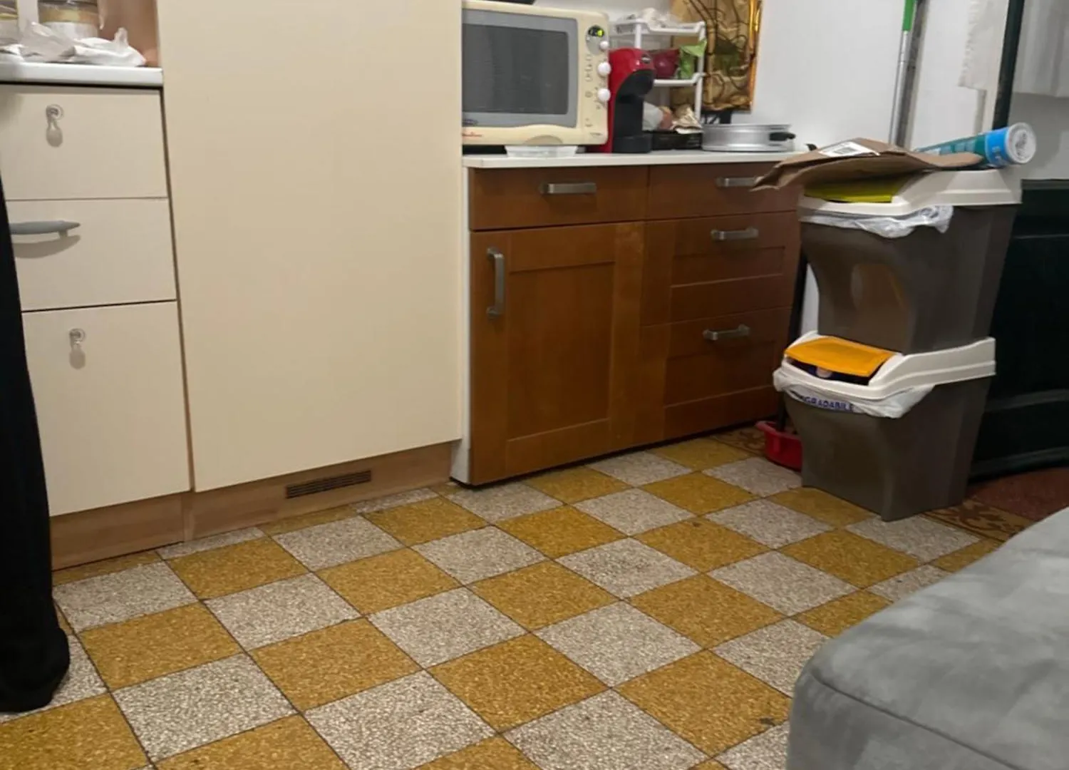 The Kraken Apartments contacts